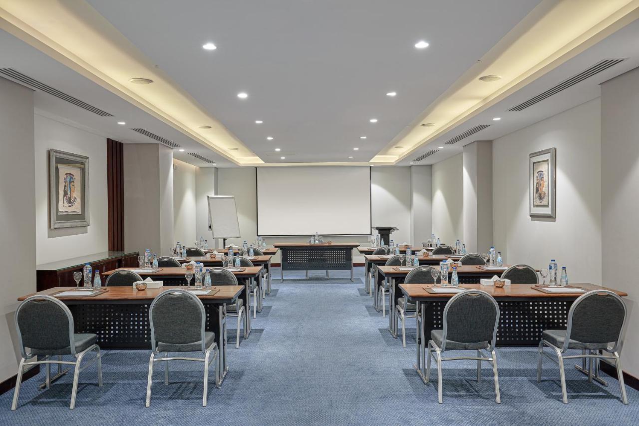 Holiday Inn & Suites - Cairo Maadi By Ihg Экстерьер фото